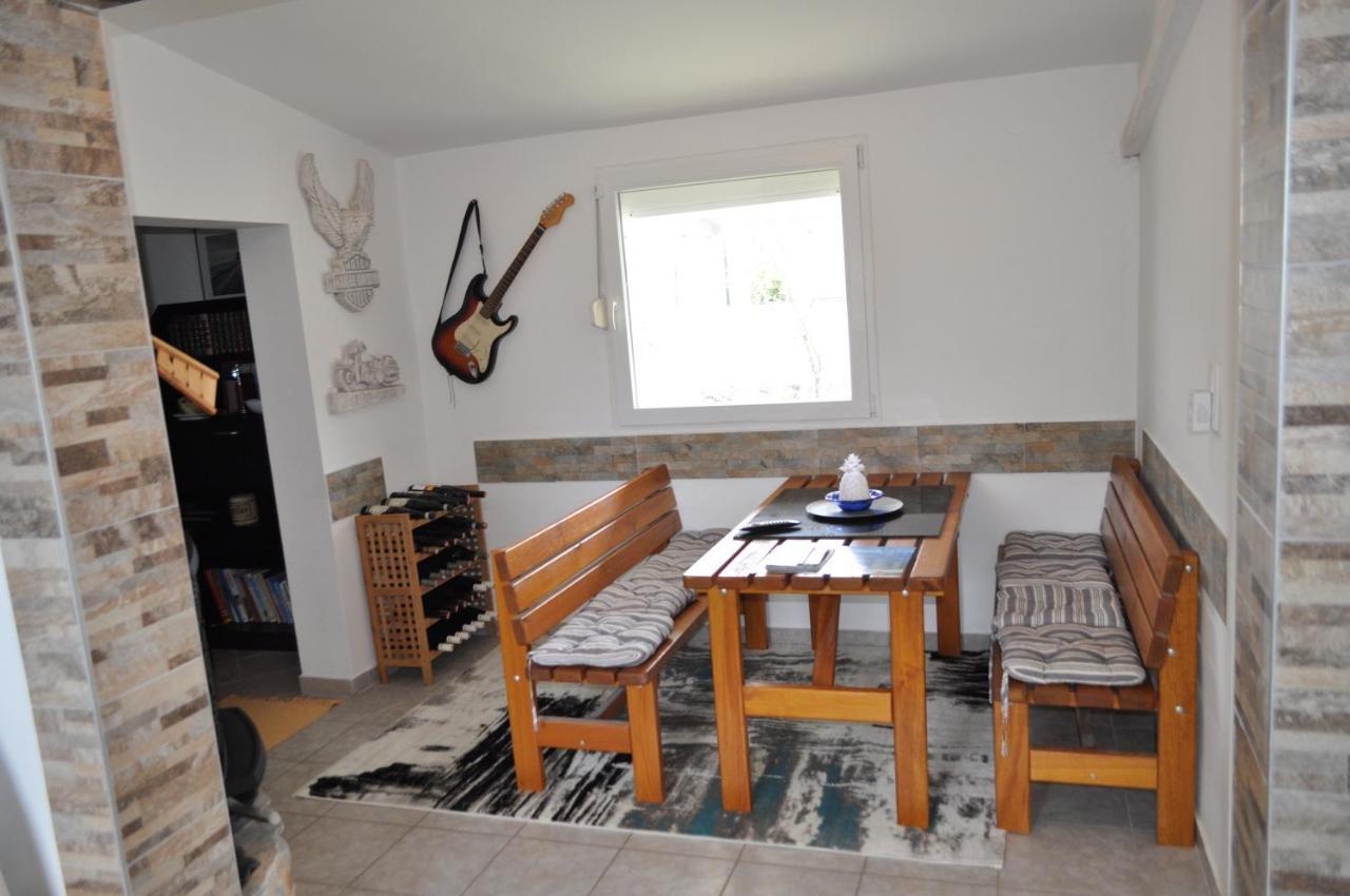 Familien Ferienhaus Vir Croatia 150M Strand Restaurant Einkaufen Buitenkant foto