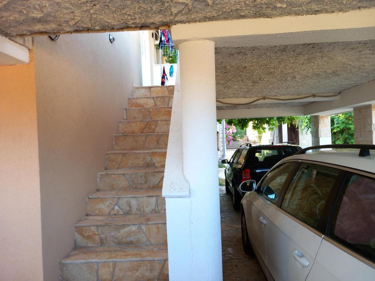 Familien Ferienhaus Vir Croatia 150M Strand Restaurant Einkaufen Buitenkant foto